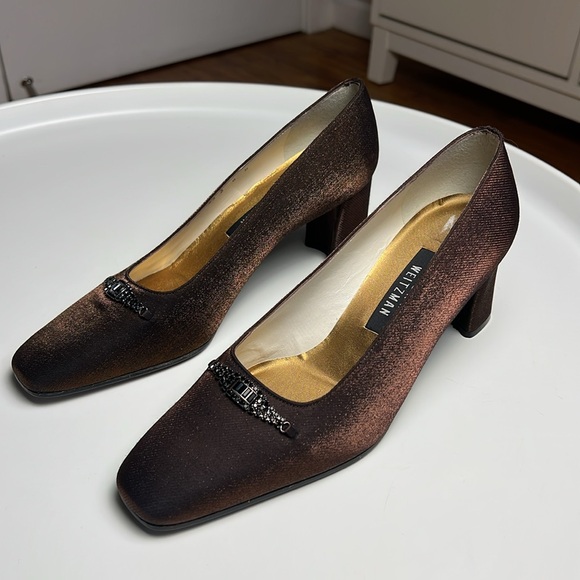 Stuart Weitzman Vintage Bronze Brown Pumps with Jewel Accent - Size 8M - Picture 1 of 10